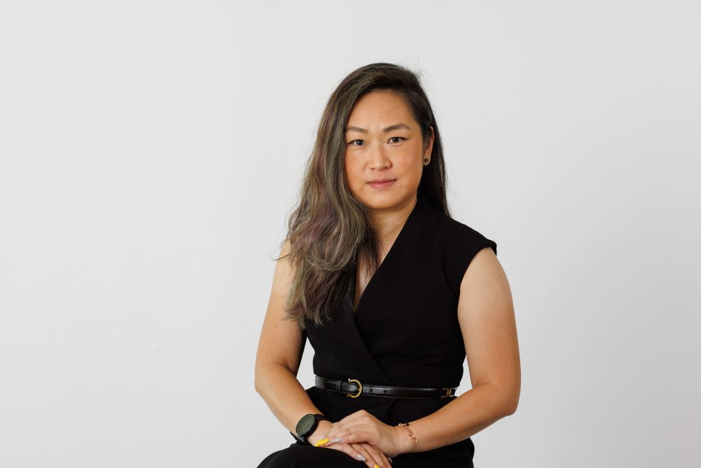 Mira kurniawan