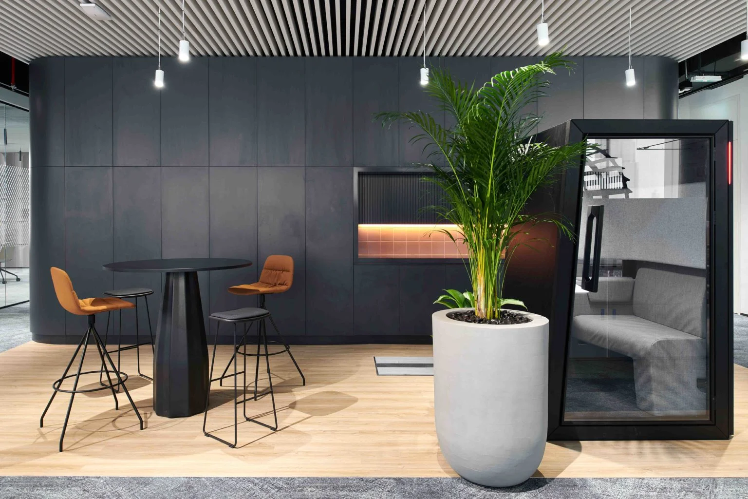 Copy of love that design fti consulting office dubai 11 1536x1024 1