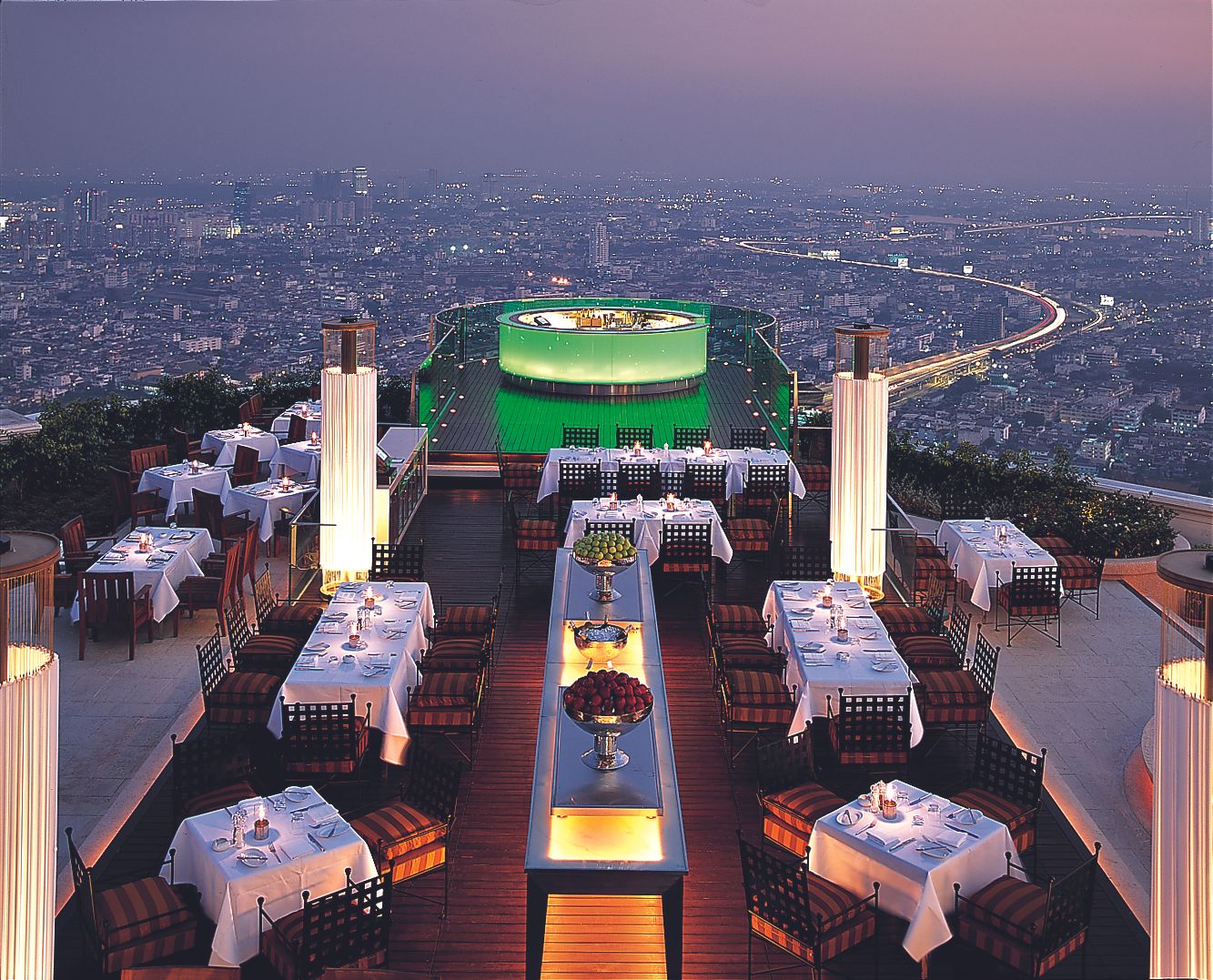 Sirocco Restaurant & Skybar