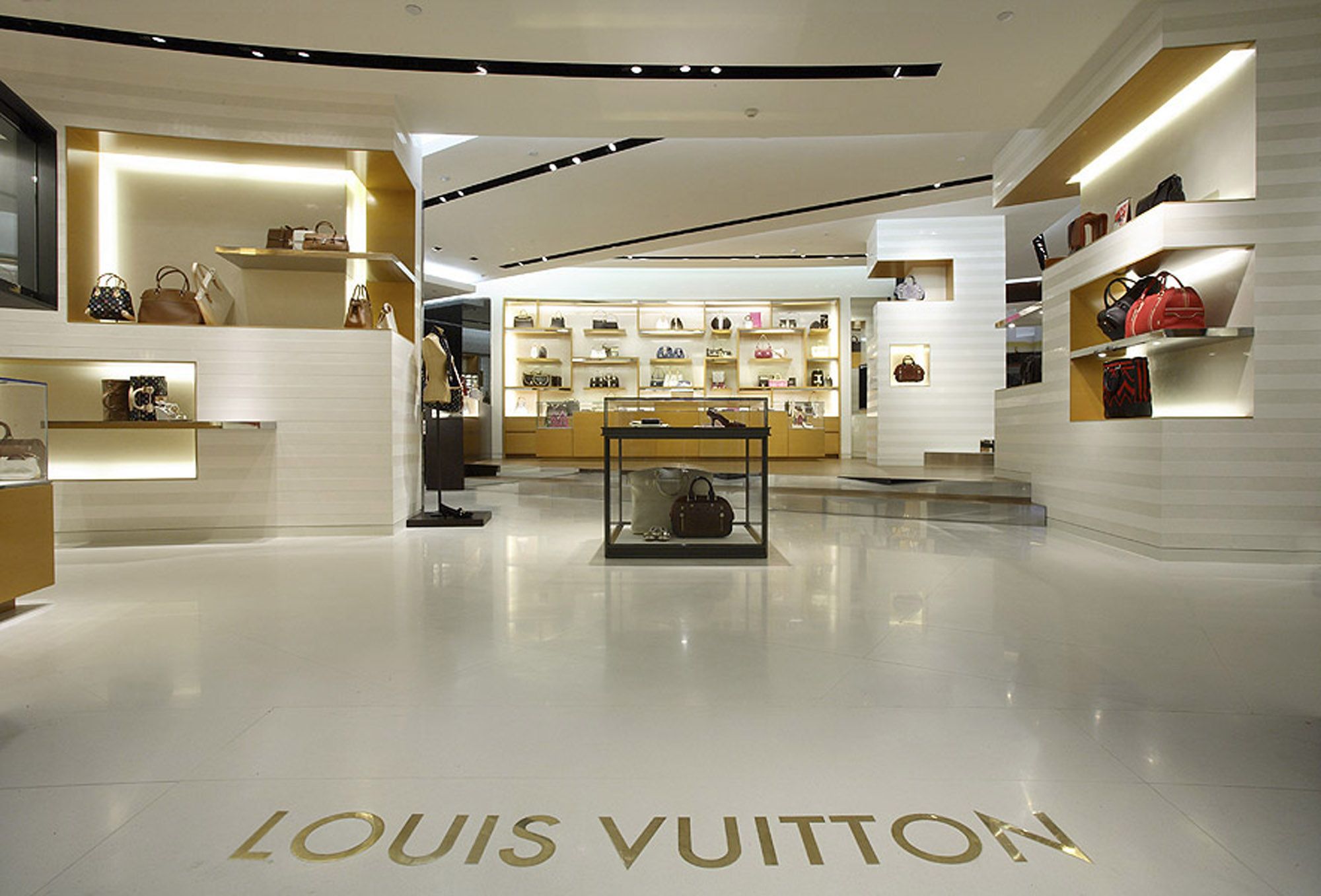 Louis Vuitton, Starhill Gallery