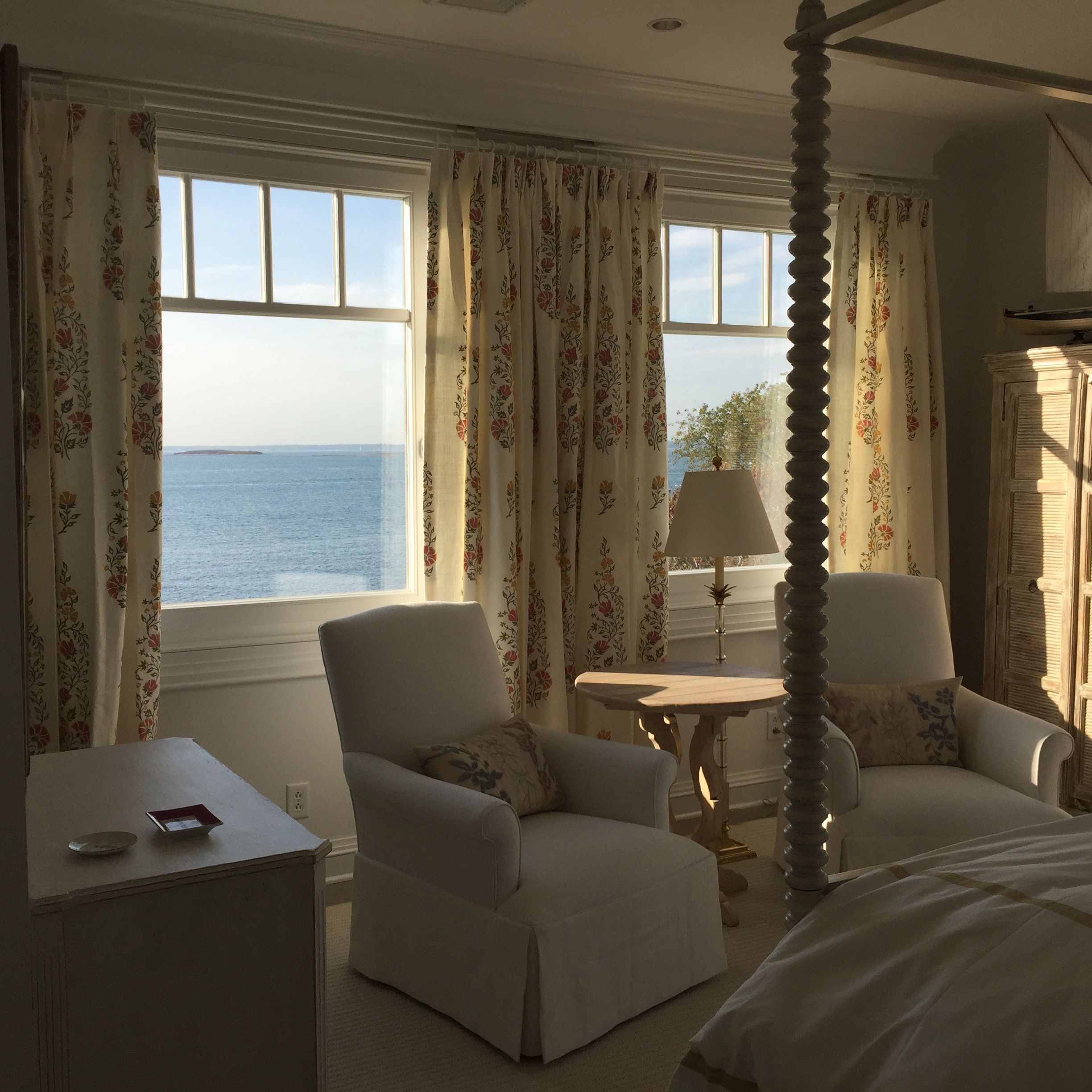 Private Residence, by Anne Carson Interiors. Fishers Island, New York